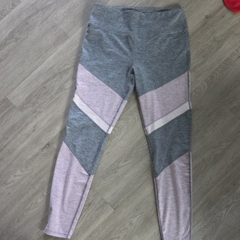 Super Soft Leggings Size L